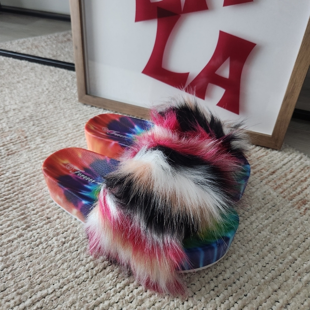 Faux Fur Tie Dye Platform Slides Red Multi - Picture 9 of 10